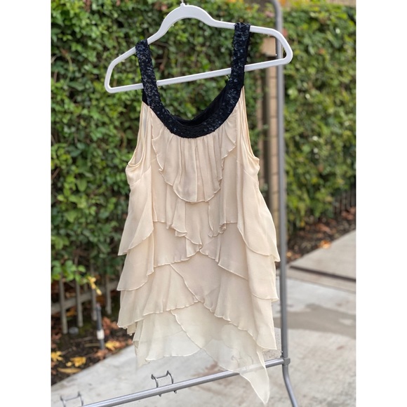 Adorable Matty M ruffled top - Picture 2 of 5